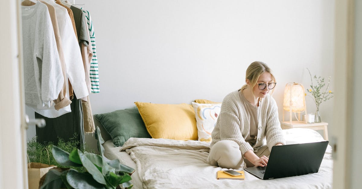 découvrez les avantages du travail à distance : flexibilité, productivité accrue et équilibre entre vie professionnelle et personnelle. explorez les meilleures pratiques pour réussir en télétravail.