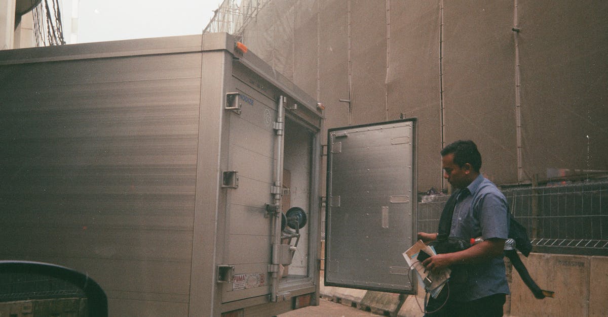 découvrez la notion d'accountability : son importance, ses principes clés et comment elle favorise la transparence et la responsabilité au sein des organisations et des équipes.