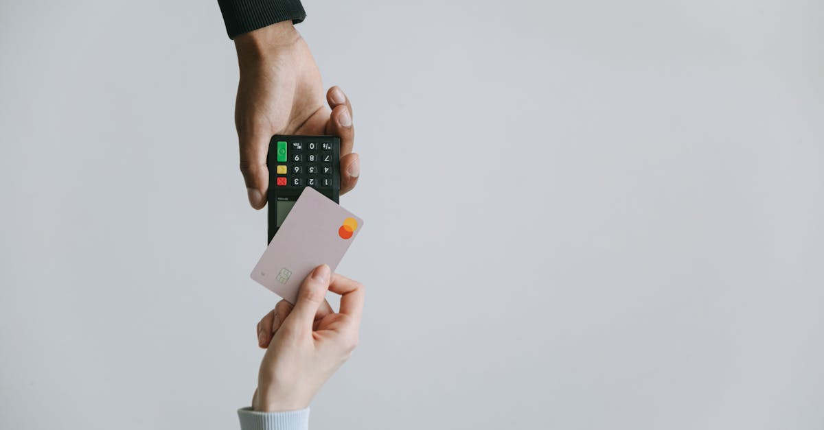 découvrez comment les signatures électroniques facilitent et sécurisent la validation de documents en ligne pour vos démarches personnelles et professionnelles.