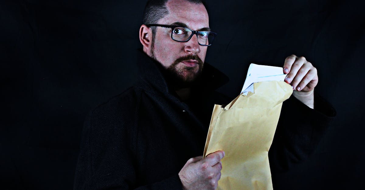 plongez dans le monde des informations confidentielles et découvrez leur importance cruciale dans la protection des données. explorez les risques associés à leur divulgation et apprenez comment assurer la sécurité de vos informations sensibles.