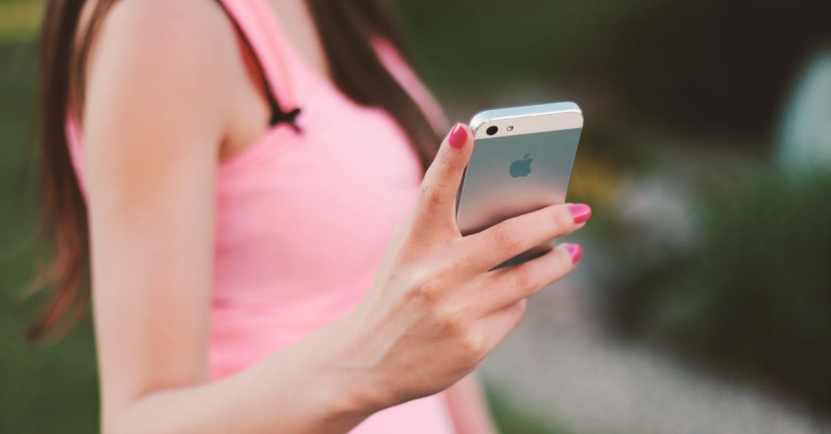 découvrez des stratégies essentielles pour renforcer la sécurité de vos réseaux sociaux. protégez vos informations personnelles et professionnelles avec des conseils pratiques sur la gestion des mots de passe, la confidentialité des comptes et les bonnes pratiques en matière de sécurité en ligne.