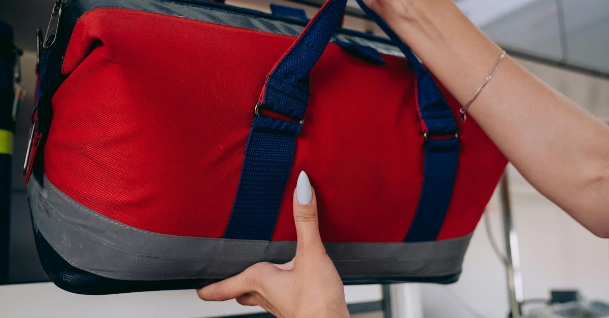 découvrez les meilleures pratiques en matière de cybersécurité pour le secteur de la santé. protégez les données sensibles des patients et assurez la conformité avec les réglementations en vigueur. apprenez comment sécuriser vos infrastructures médicales contre les cybermenaces croissantes.