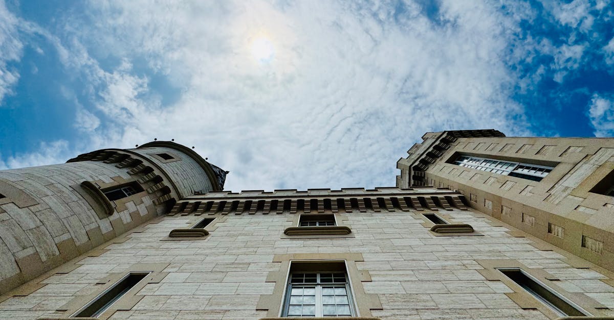 découvrez les meilleures pratiques pour la préservation des preuves électroniques, garantissant leur intégrité et leur accessibilité dans le cadre d'enquêtes judiciaires et d'analyses numériques. explorez des méthodes efficaces pour gérer et protéger vos données à travers des solutions innovantes.