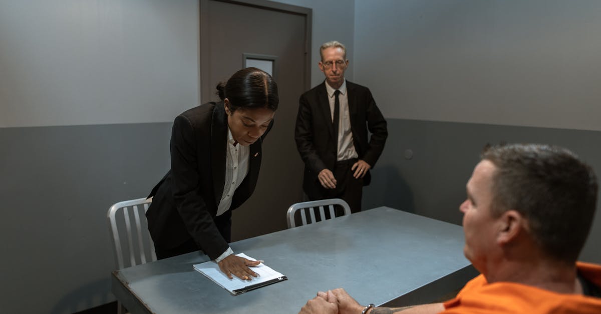 découvrez comment un avocat spécialisé en cybersécurité peut protéger vos droits et vous aider à naviguer dans les lois complexes liées à la sécurité numérique. bénéficiez d'une expertise pointue pour sécuriser vos données et défendre vos intérêts dans un monde de plus en plus connecté.