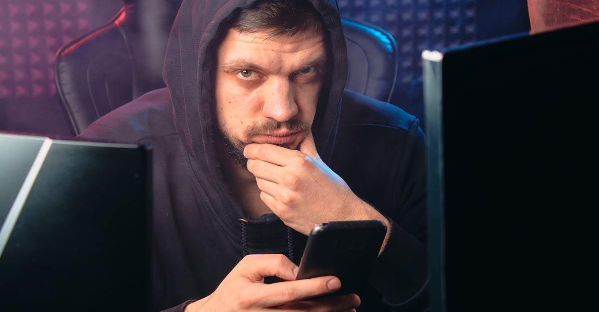 Comprendre les cyber menaces : enjeux et solutions pour se protéger