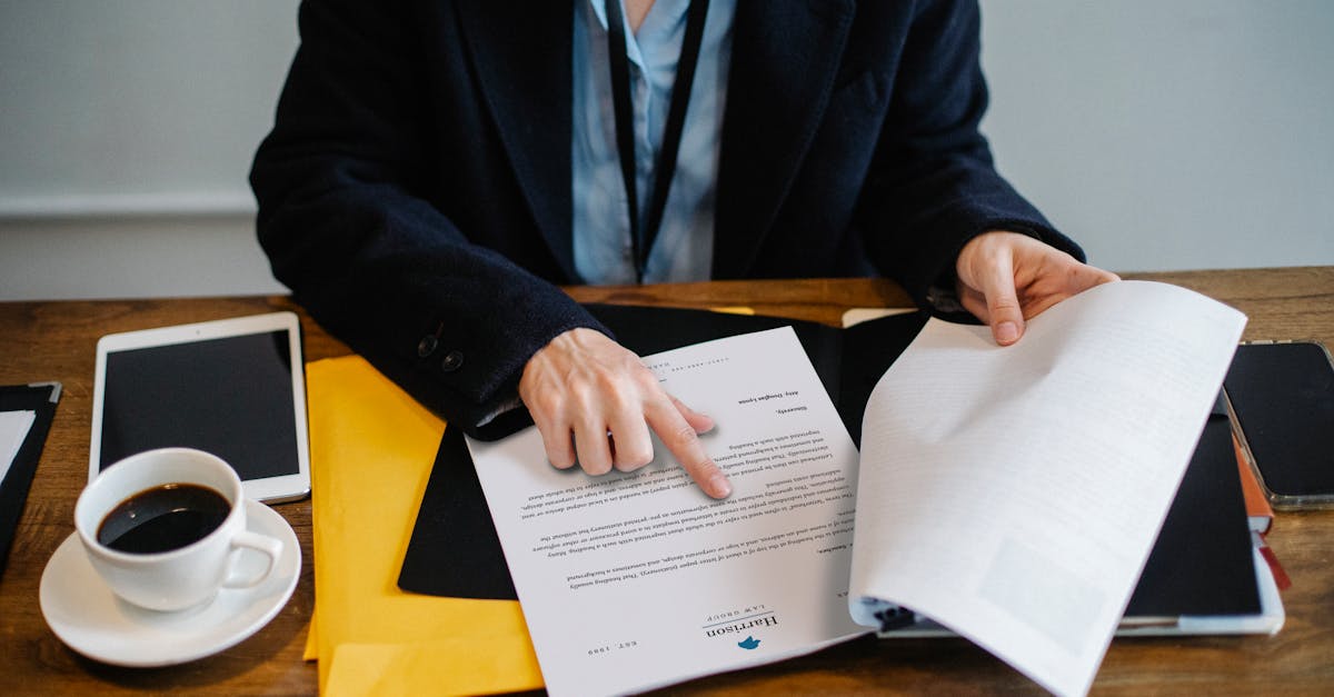 Droit des contrats numériques : enjeux et spécificités à connaître