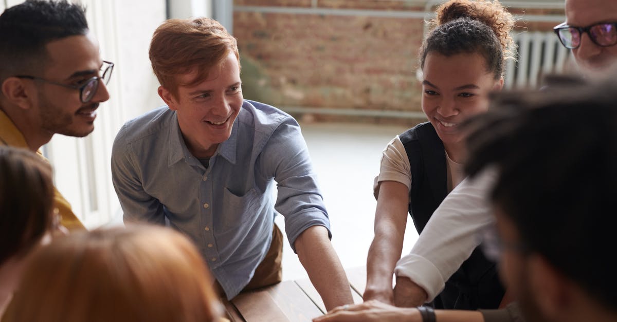 Liaison efficace avec les autorités : clés pour une communication réussie