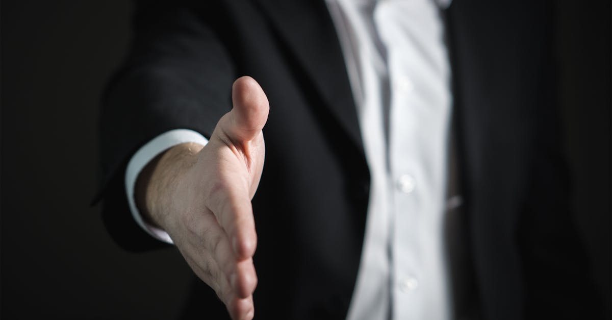 Contrat informatique : les points essentiels à connaître avant de signer