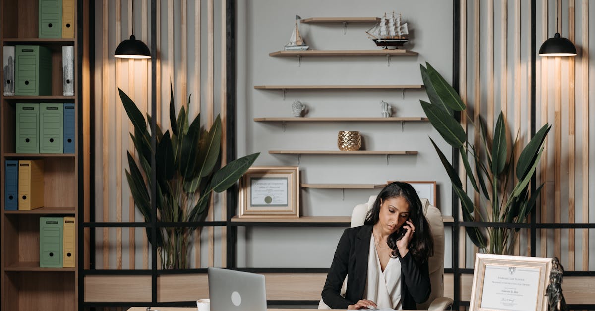 découvrez les enjeux juridiques de la technologie moderne. explorez comment le droit s'adapte aux innovations numériques, à la protection des données et aux nouvelles technologies. informez-vous sur les lois qui encadrent l'intelligence artificielle, la cybersécurité et la propriété intellectuelle.