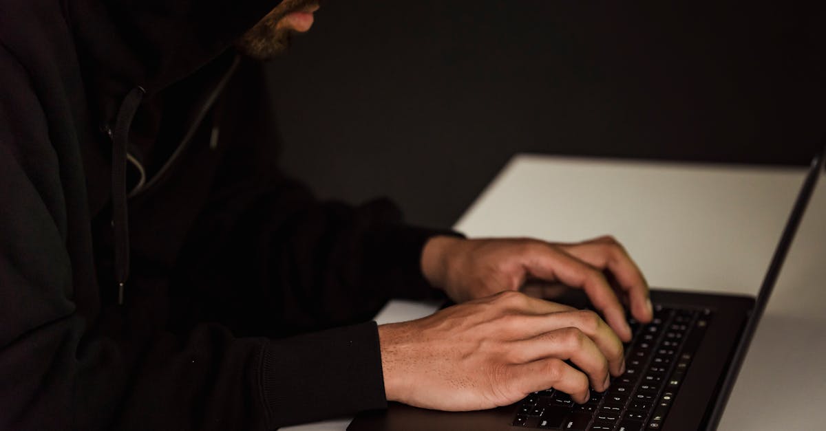 découvrez les dernières tendances et stratégies pour lutter contre la fraude en ligne. protégez vos informations personnelles et apprenez à reconnaître les arnaques courantes. restez en sécurité dans le monde numérique.