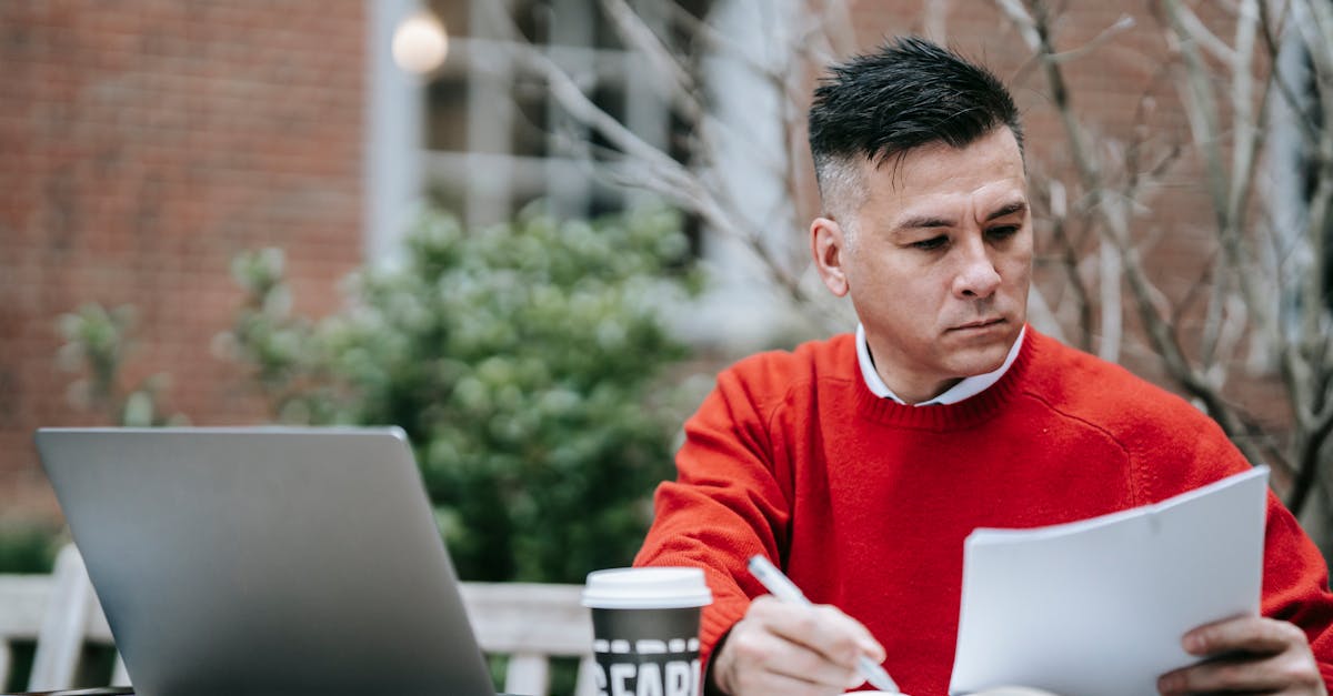 découvrez l'importance des droits d'accès aux données : définition, enjeux pour la protection des informations et bonnes pratiques pour garantir la sécurité et la confidentialité des données en entreprise.
