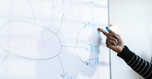 Stratégies d’atténuation : comment réduire les impacts environnementaux efficacement