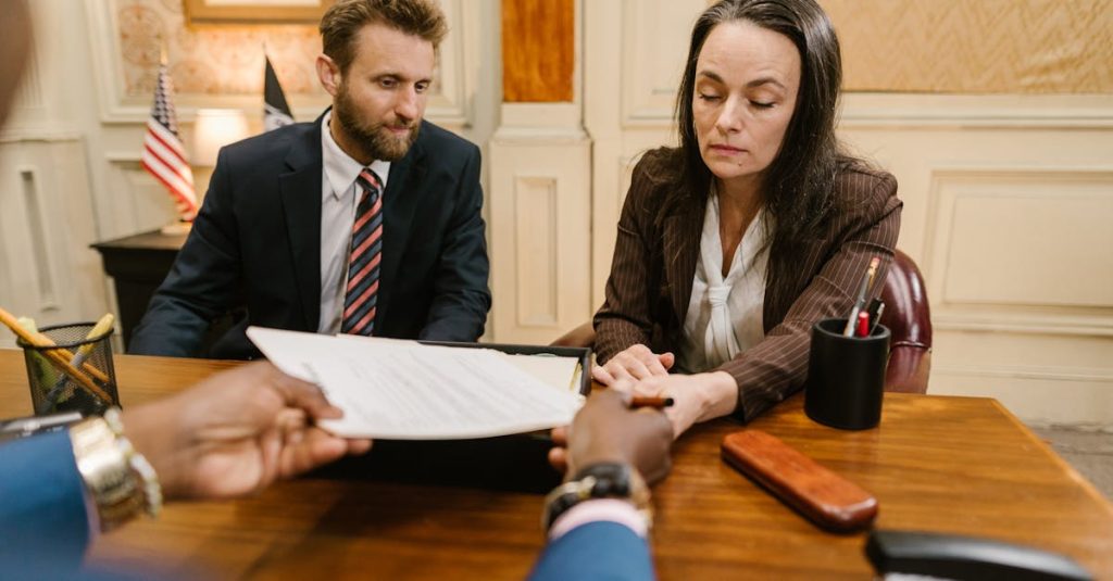 Engagements contractuels : comprendre leur importance dans vos relations professionnelles