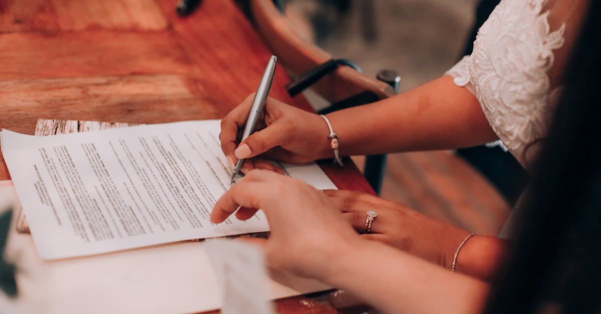 découvrez tout ce qu'il faut savoir sur les engagements contractuels : définition, importance, exemples concrets et conseils pour une gestion efficace de vos contrats.